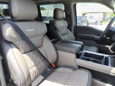 2026 Ford Super Duty F-350 SRW Platinum