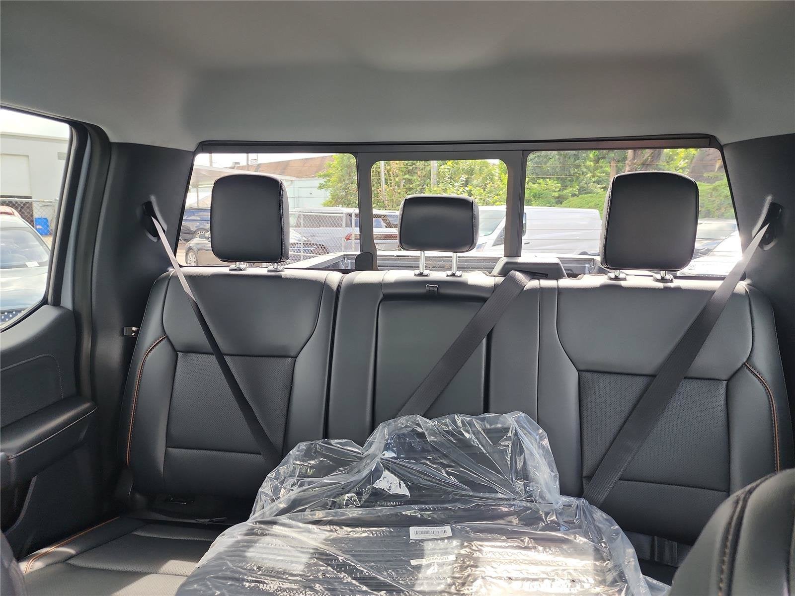 2027 Ford Super Duty F-350 SRW Lariat