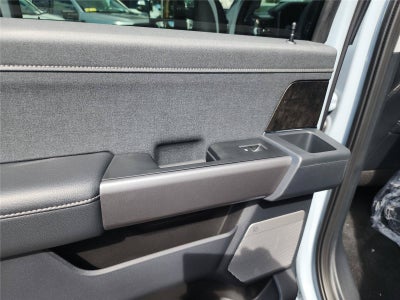 2027 Ford Super Duty F-350 SRW Lariat