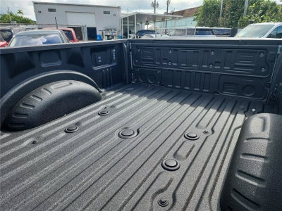 2027 Ford Super Duty F-350 SRW Lariat