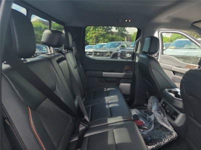 2027 Ford Super Duty F-350 SRW Lariat