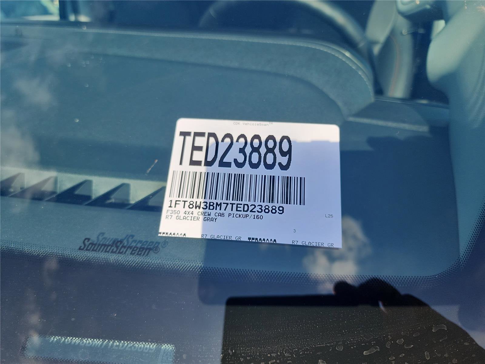 2026 Ford Super Duty F-350 SRW LARIAT