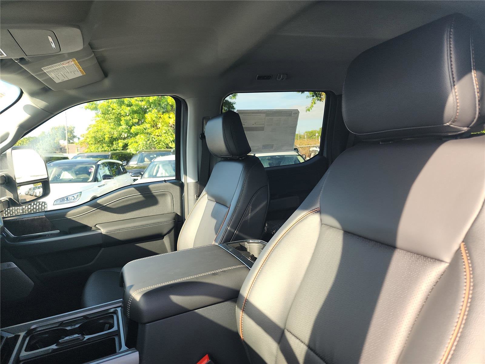 2026 Ford Super Duty F-350 SRW LARIAT