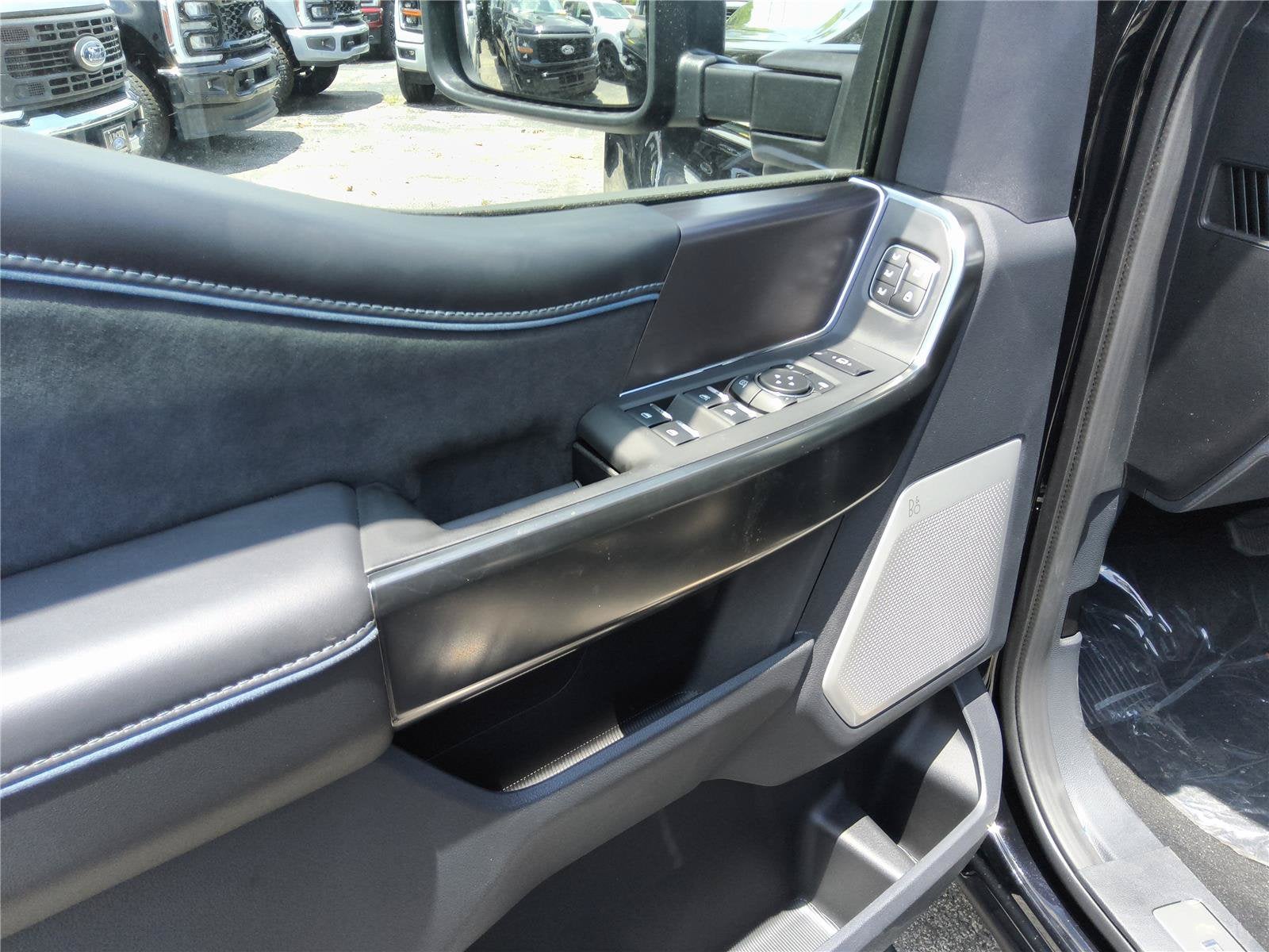 2026 Ford Super Duty F-350 SRW Platinum