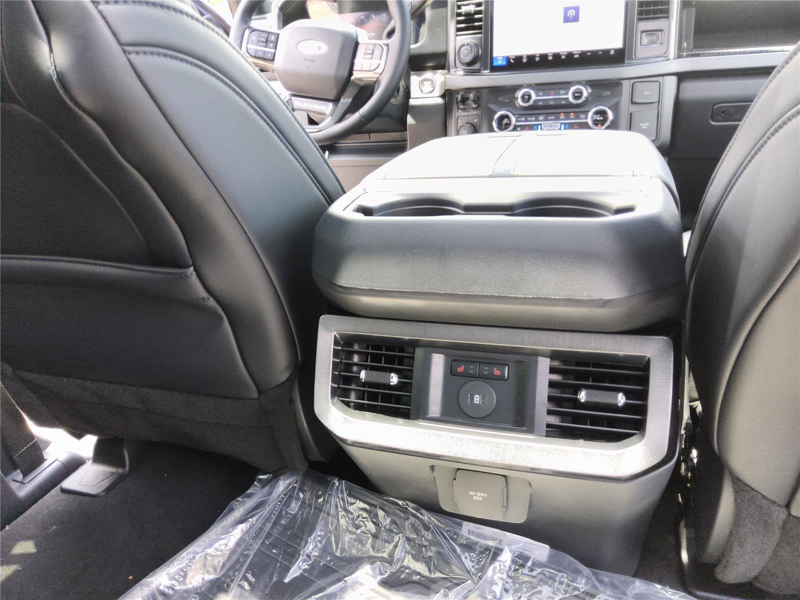 2026 Ford Super Duty F-350 SRW Platinum