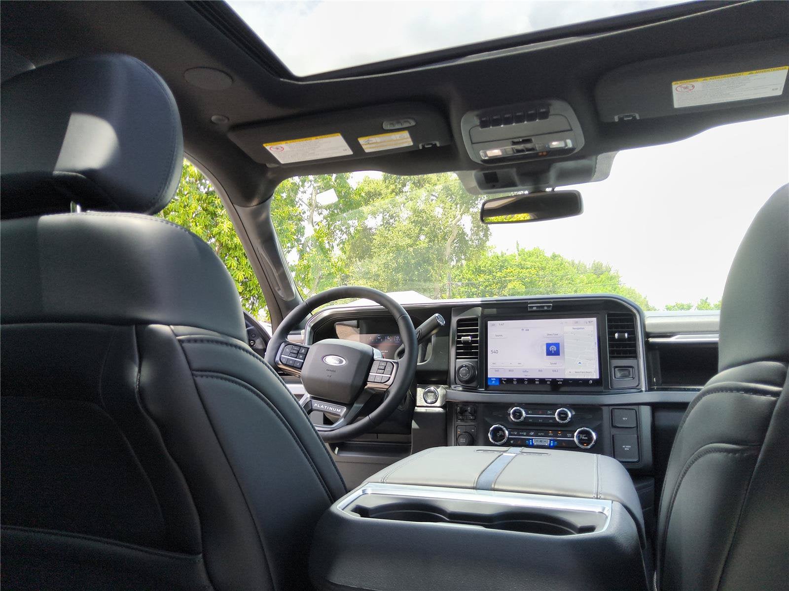 2026 Ford Super Duty F-350 SRW Platinum