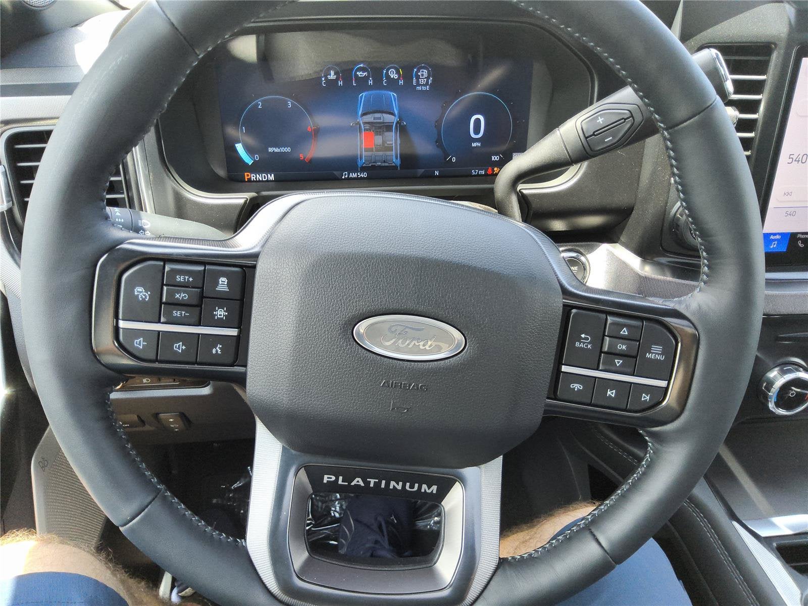 2026 Ford Super Duty F-350 SRW Platinum