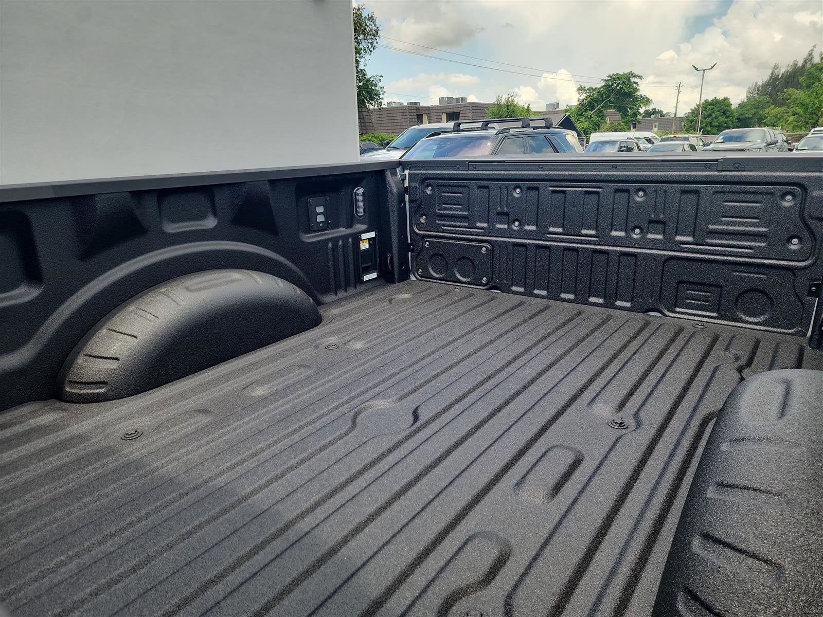 2025 Ford Super Duty F-350 SRW LARIAT