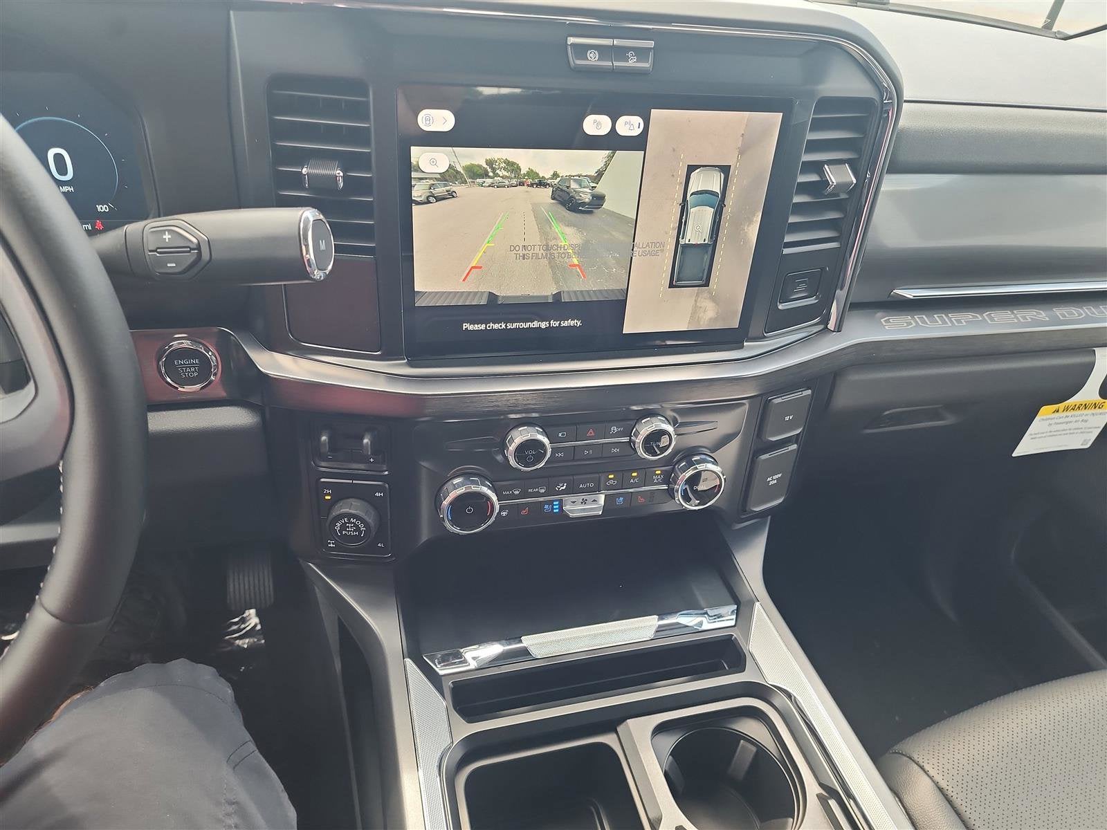 2025 Ford Super Duty F-350 SRW LARIAT