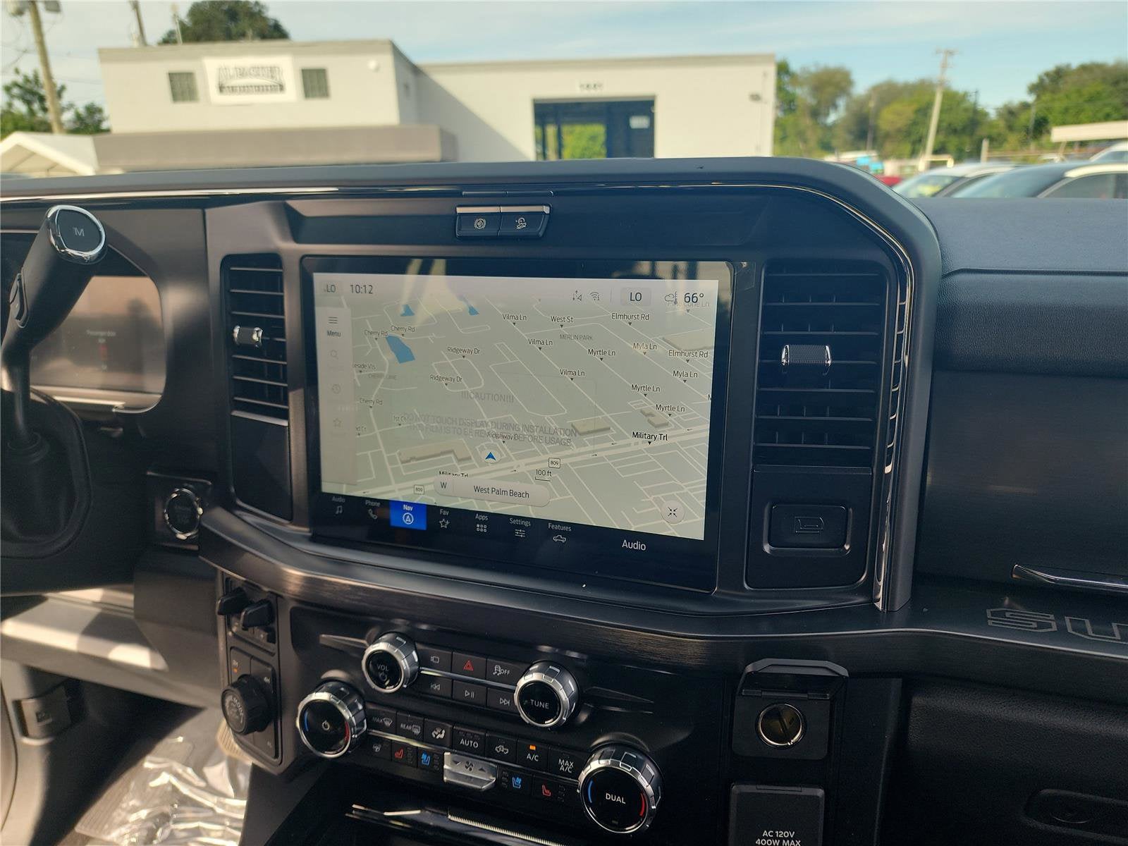 2026 Ford Super Duty F-350 SRW LARIAT