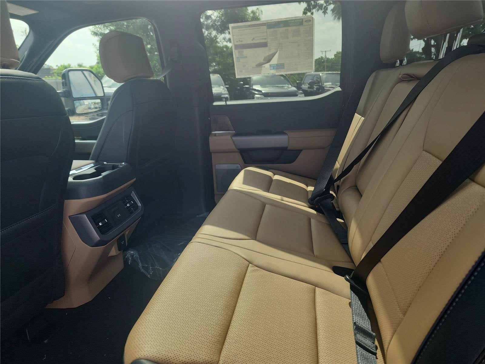 2026 Ford Super Duty F-350 SRW Lariat