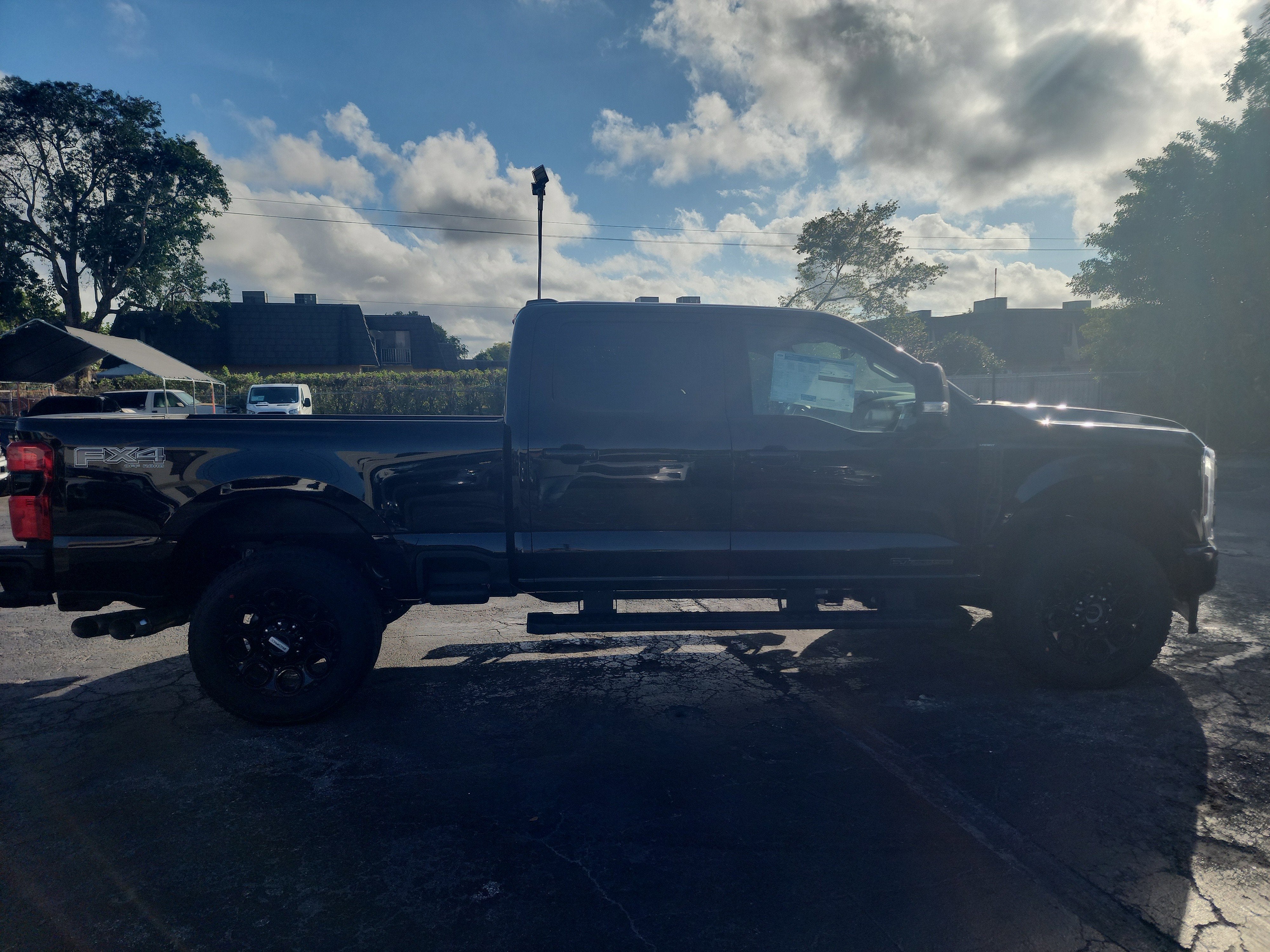2026 Ford Super Duty F-350 SRW LARIAT