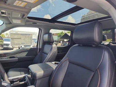 2025 Ford Super Duty F-350 SRW LARIAT