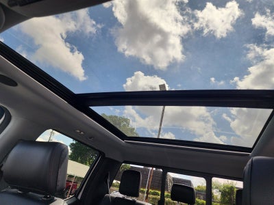 2025 Ford Super Duty F-350 SRW LARIAT