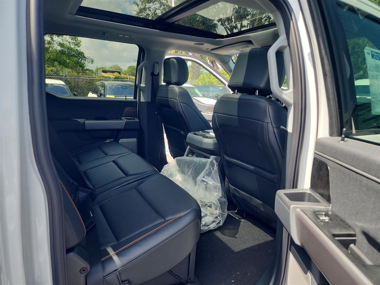 2025 Ford Super Duty F-350 SRW LARIAT