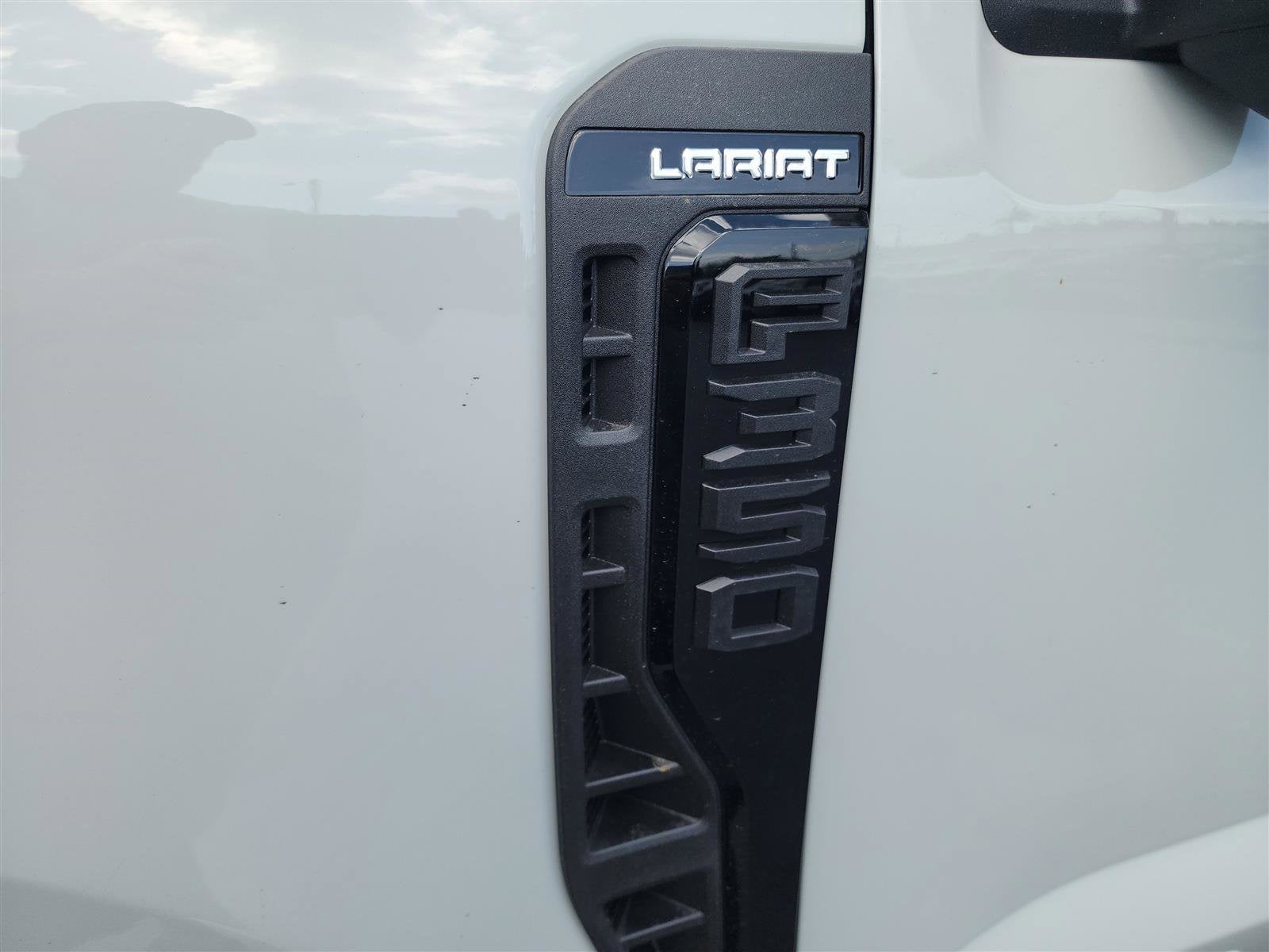 2025 Ford Super Duty F-350 SRW LARIAT