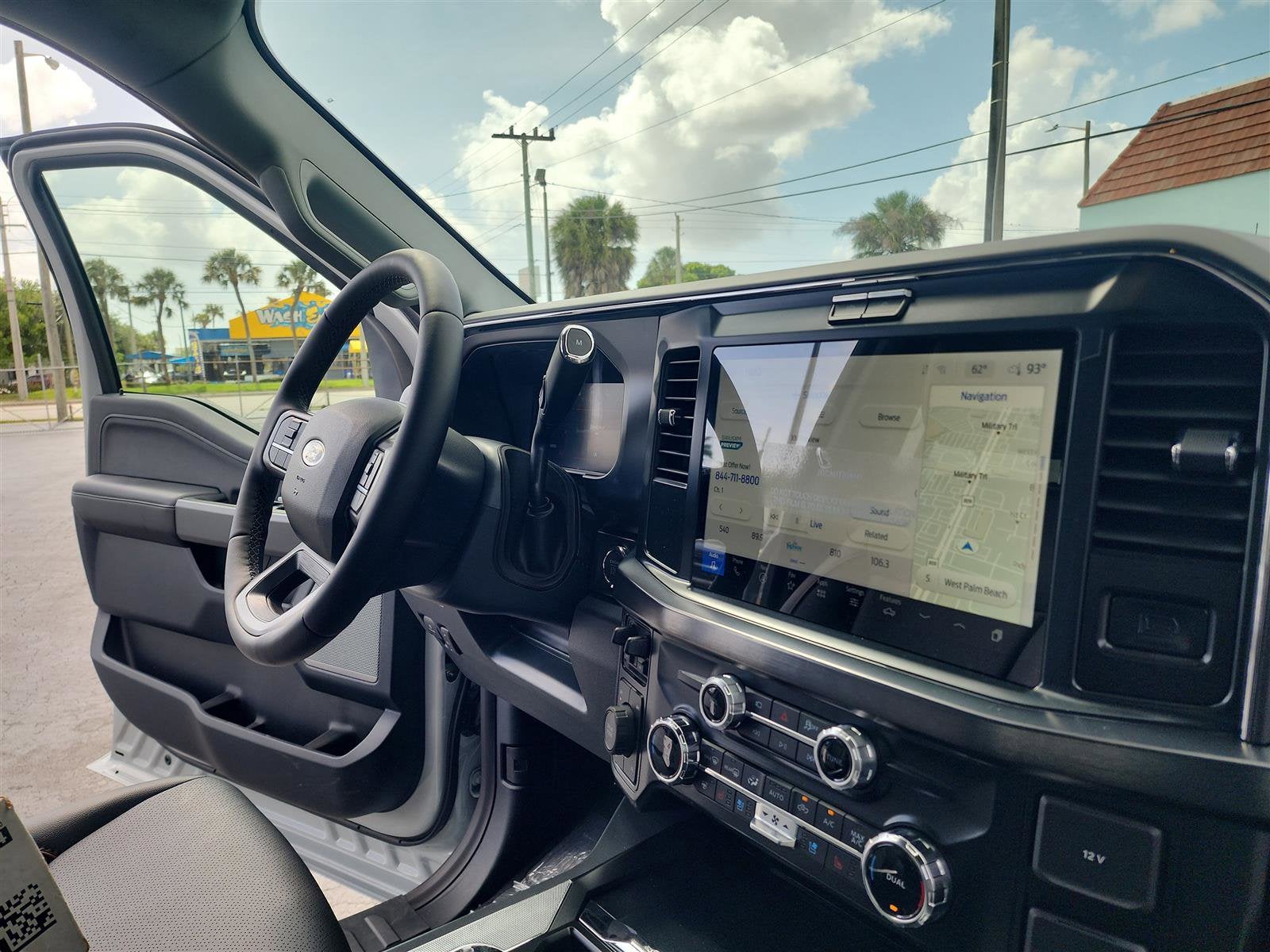 2025 Ford Super Duty F-350 SRW LARIAT