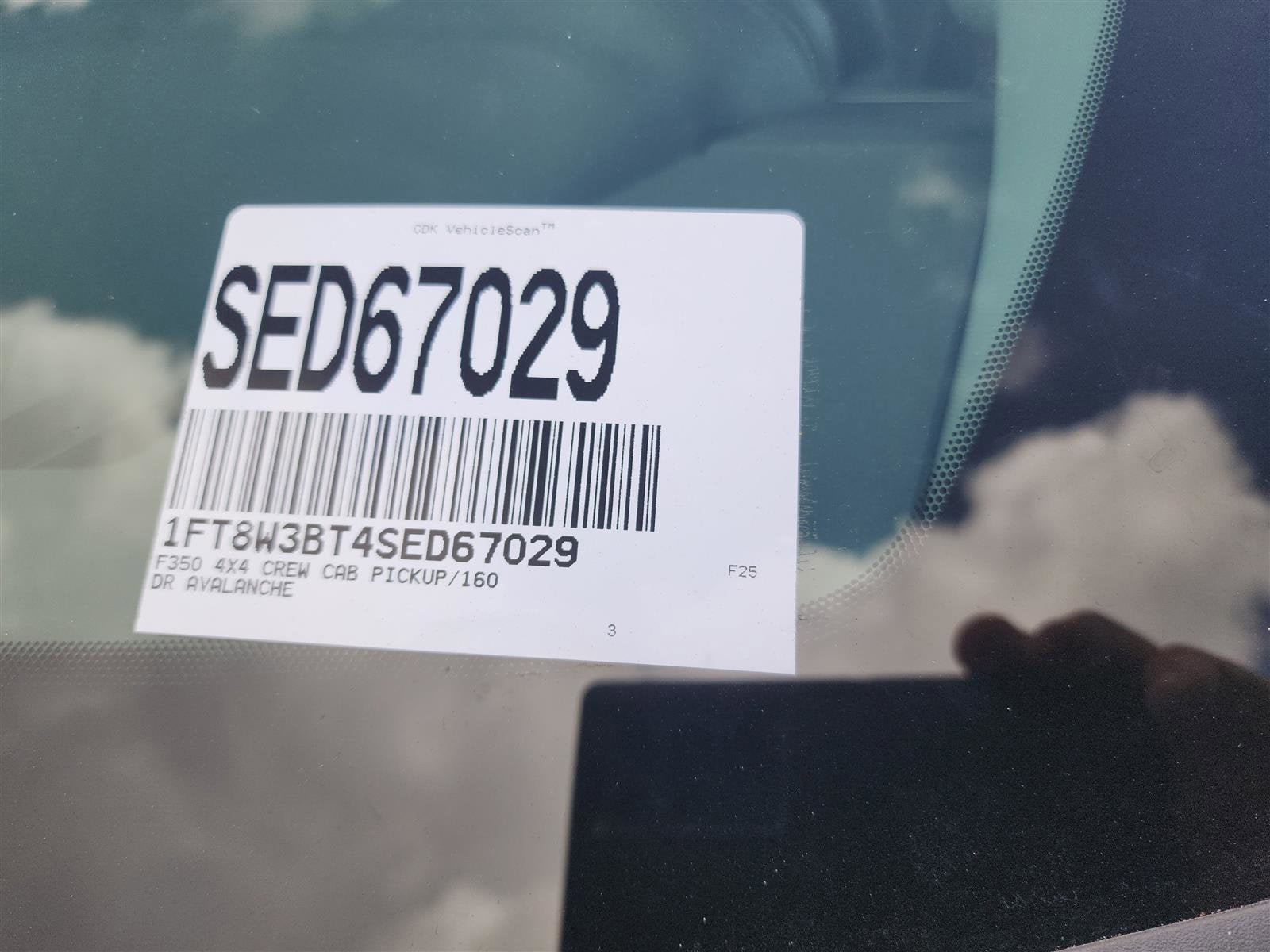 2025 Ford Super Duty F-350 SRW LARIAT