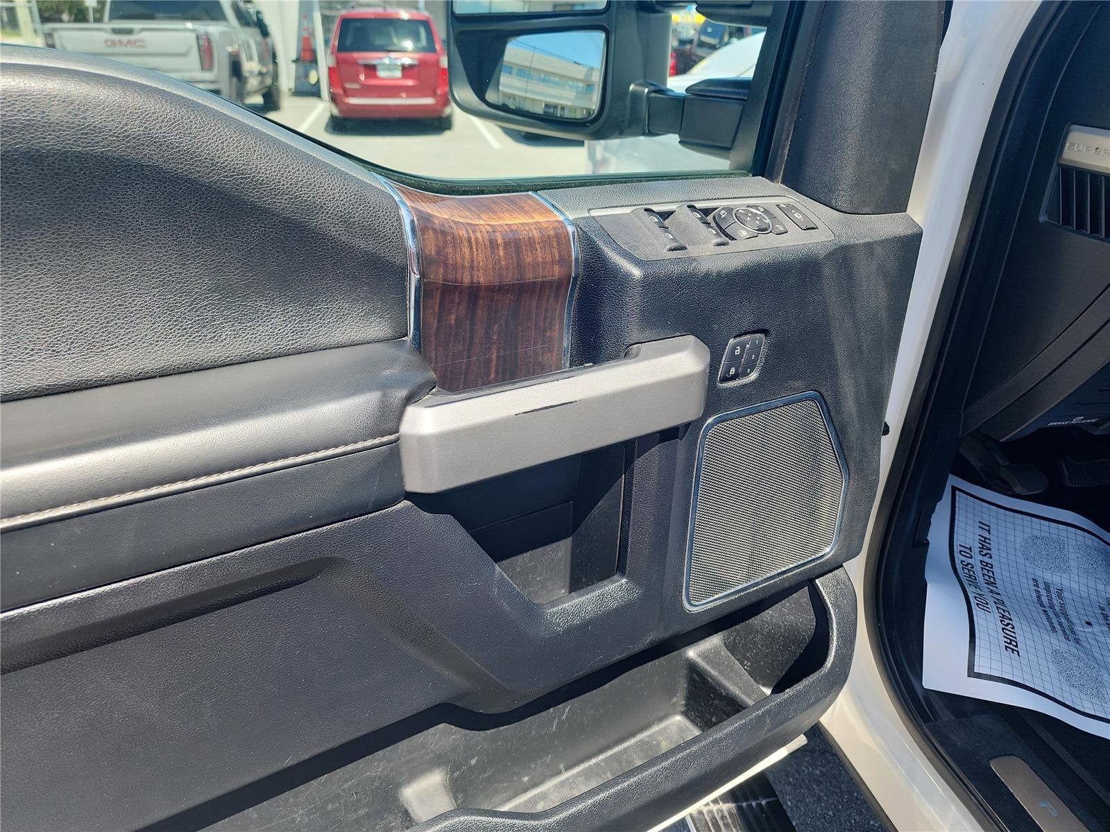 2017 Ford Super Duty F-350 SRW Platinum