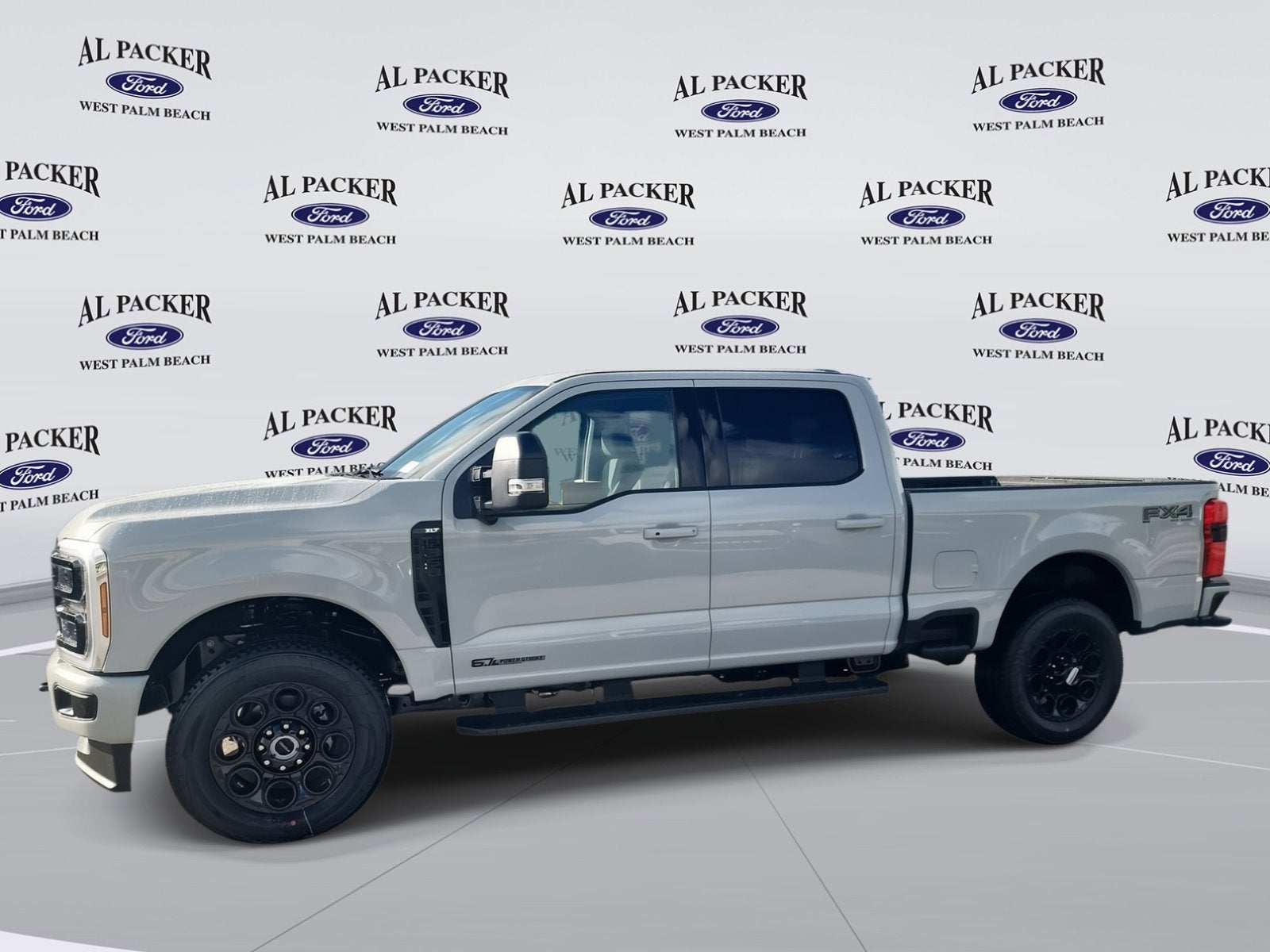 2026 Ford Super Duty F-350 SRW XLT