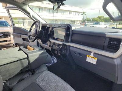 2026 Ford Super Duty F-350 SRW XLT