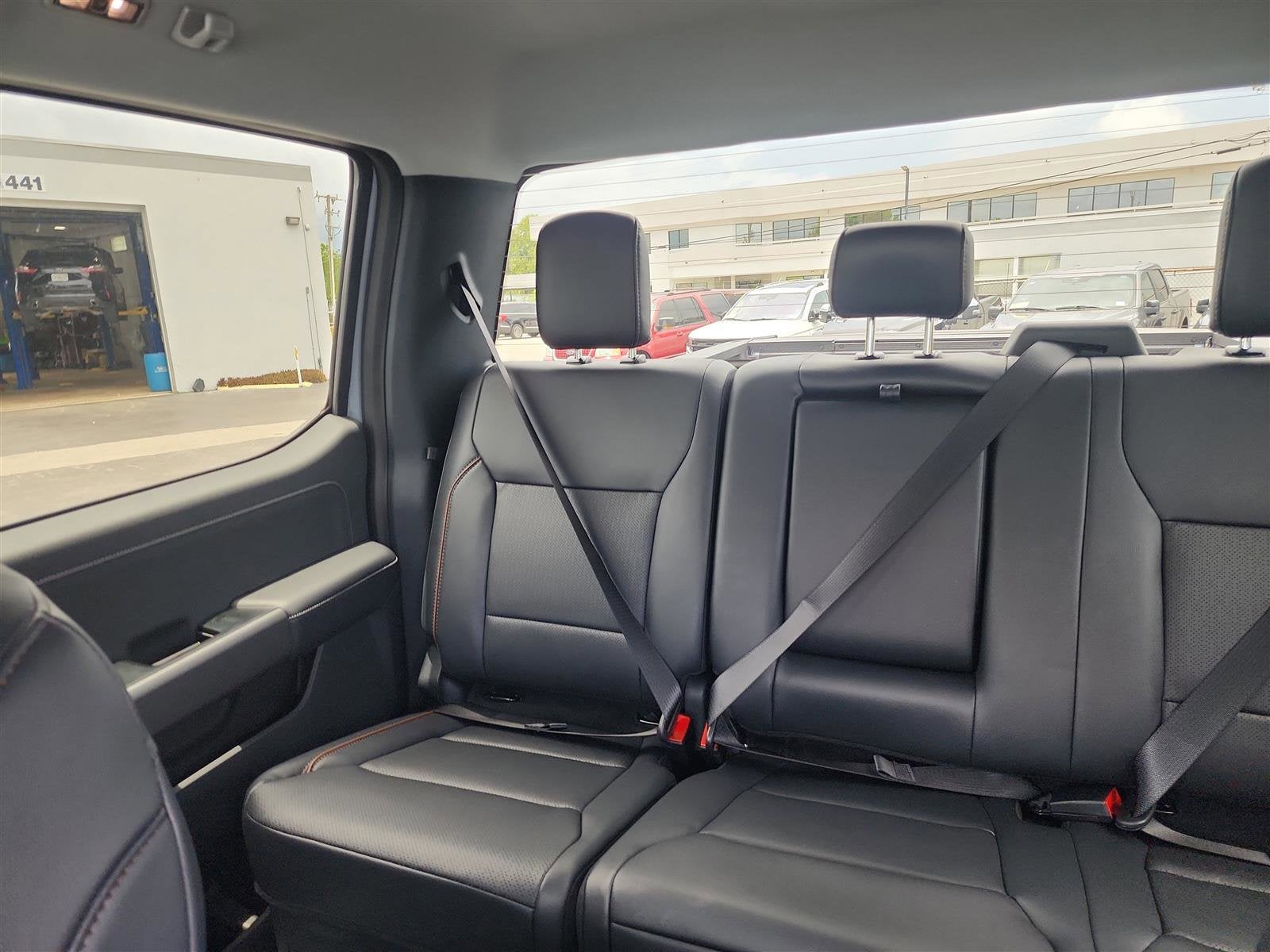 2025 Ford Super Duty F-350 SRW LARIAT