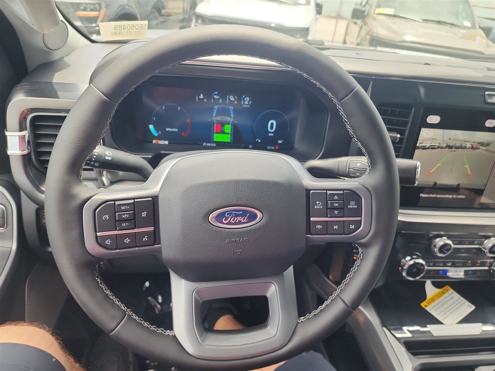 2025 Ford Super Duty F-350 SRW LARIAT