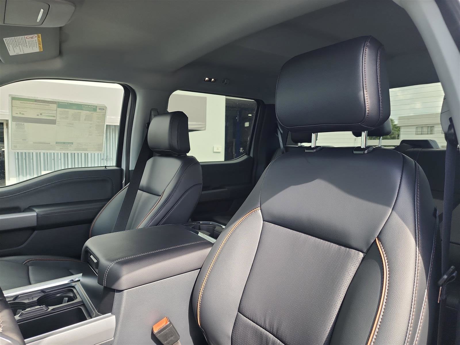 2025 Ford Super Duty F-350 SRW LARIAT