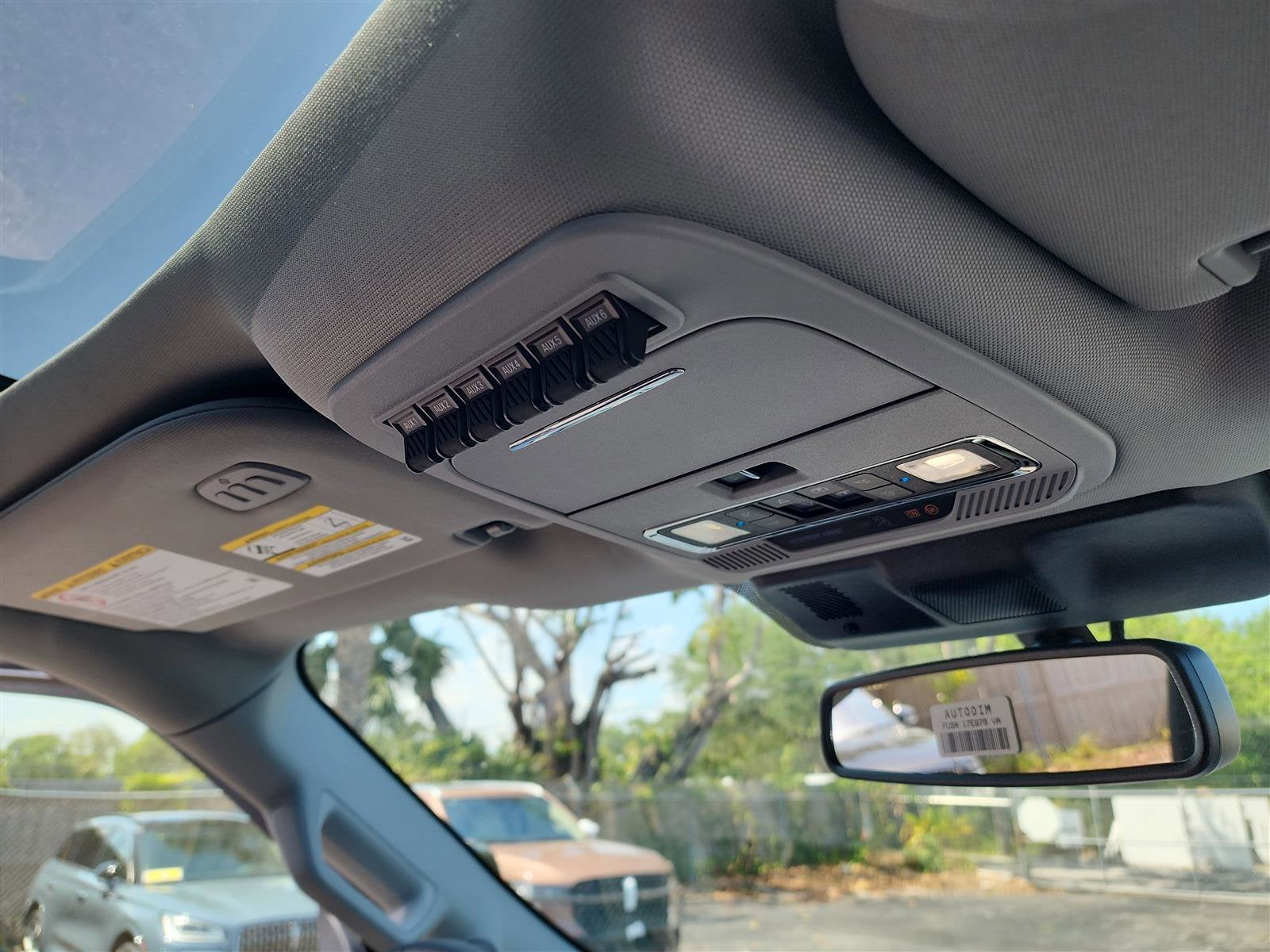 2025 Ford Super Duty F-350 SRW LARIAT