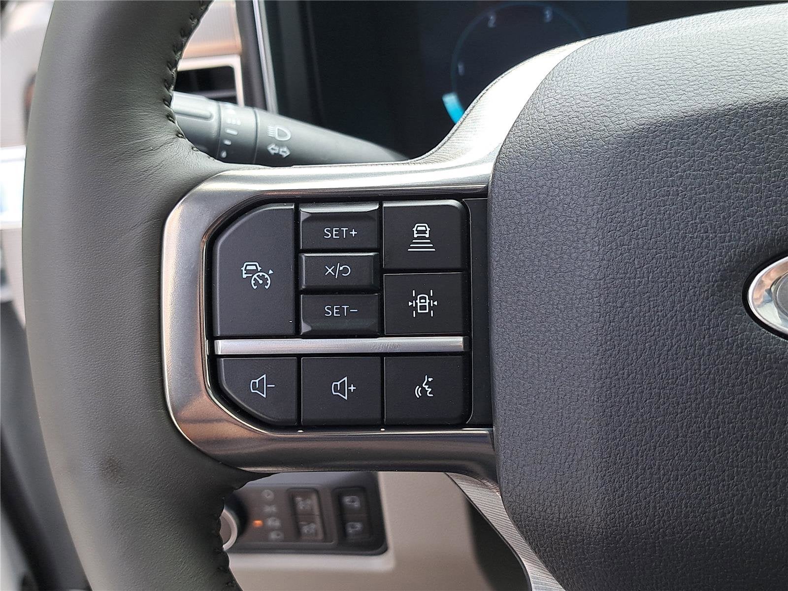 2026 Ford Super Duty F-350 DRW Platinum