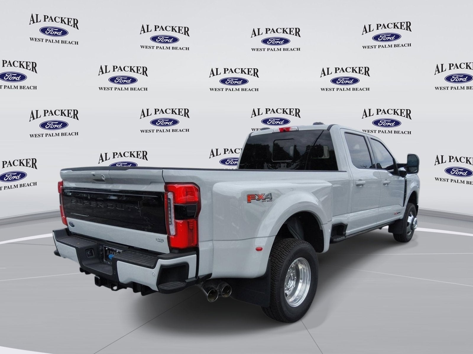 2026 Ford Super Duty F-350 DRW Platinum
