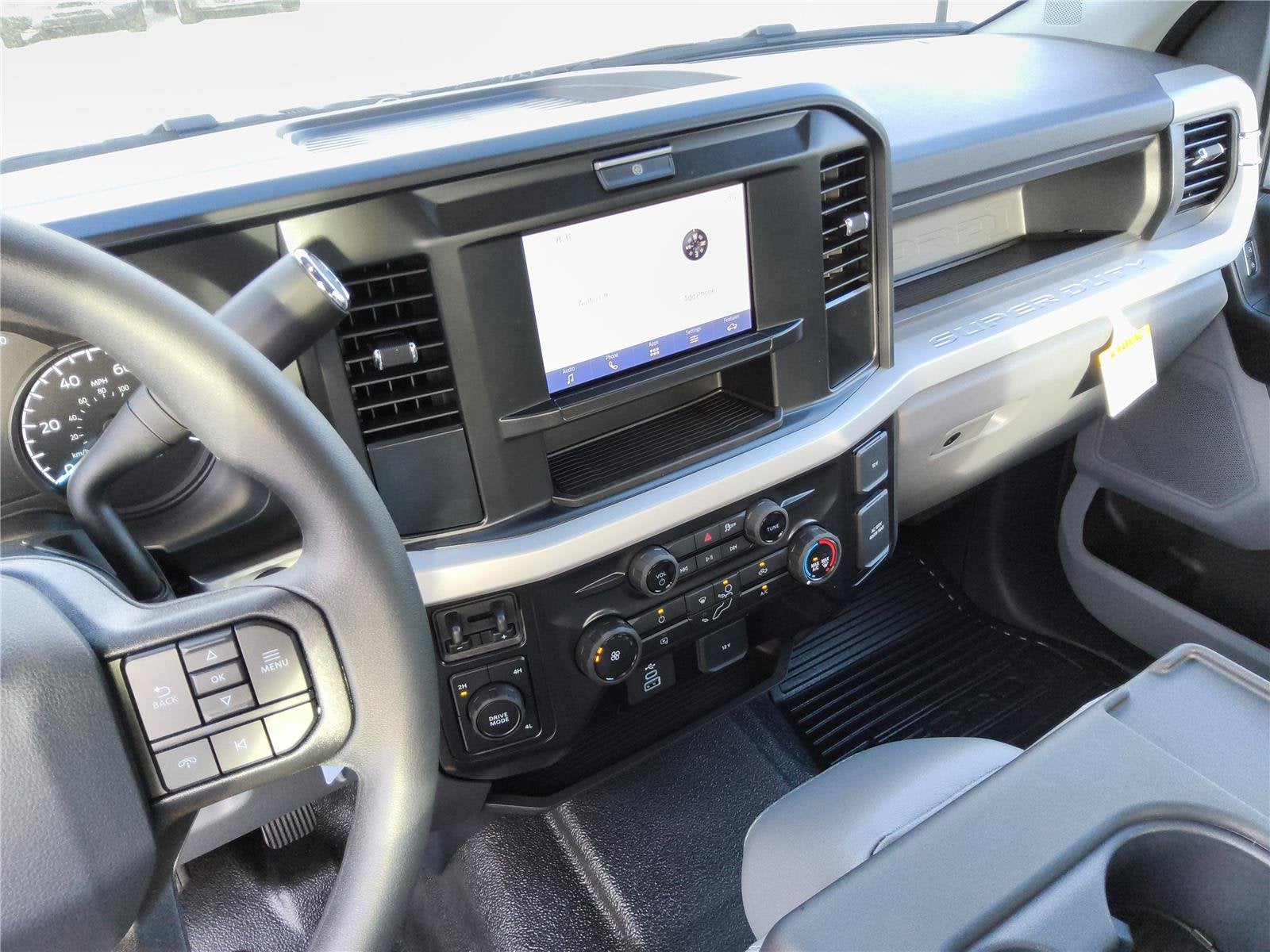2027 Ford Super Duty F-350 DRW Base