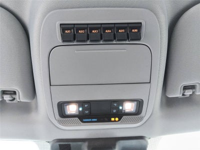 2027 Ford Super Duty F-350 DRW Base