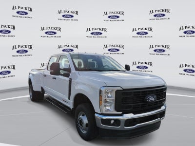 2027 Ford Super Duty F-350 DRW Base