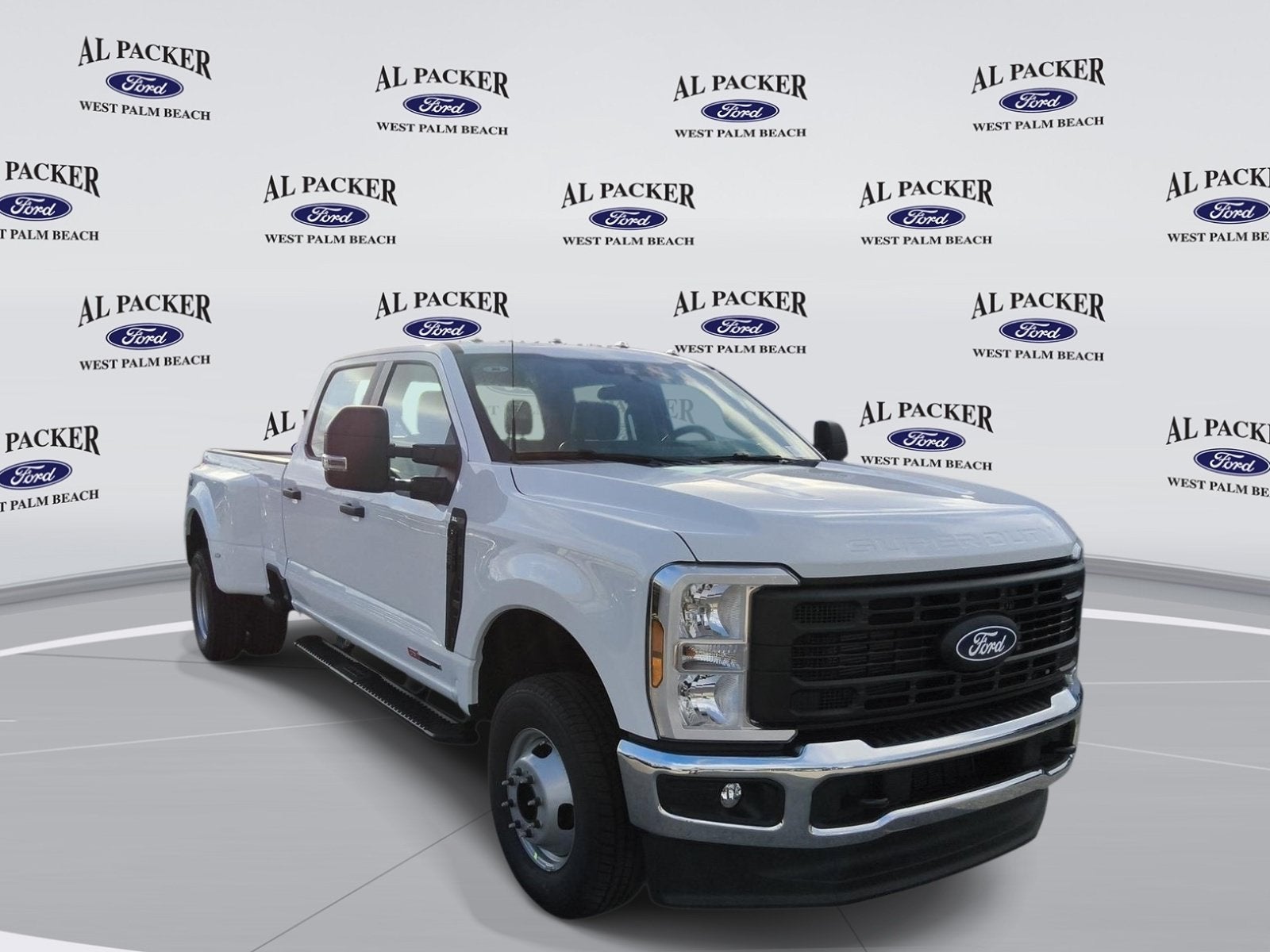 2027 Ford Super Duty F-350 DRW Base
