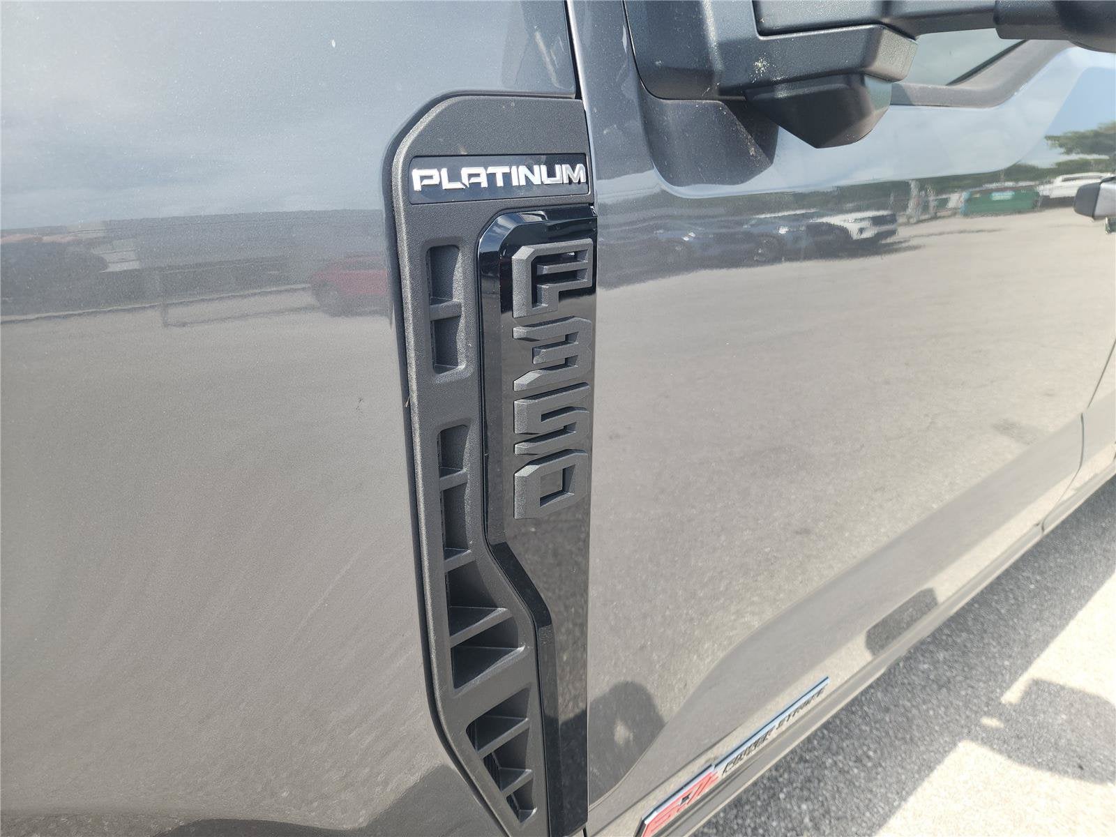 2026 Ford Super Duty F-350 DRW Platinum