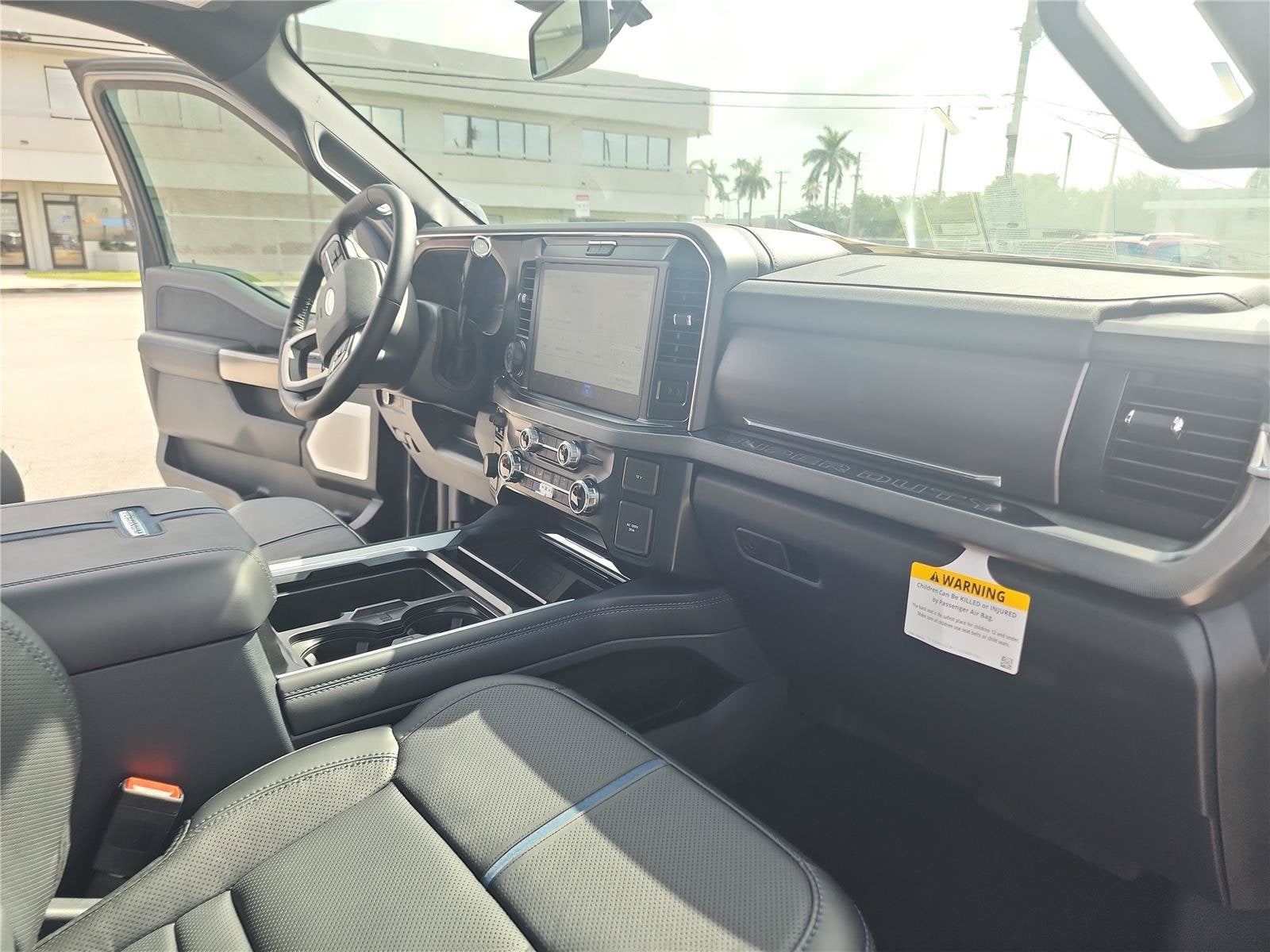 2026 Ford Super Duty F-350 DRW Platinum