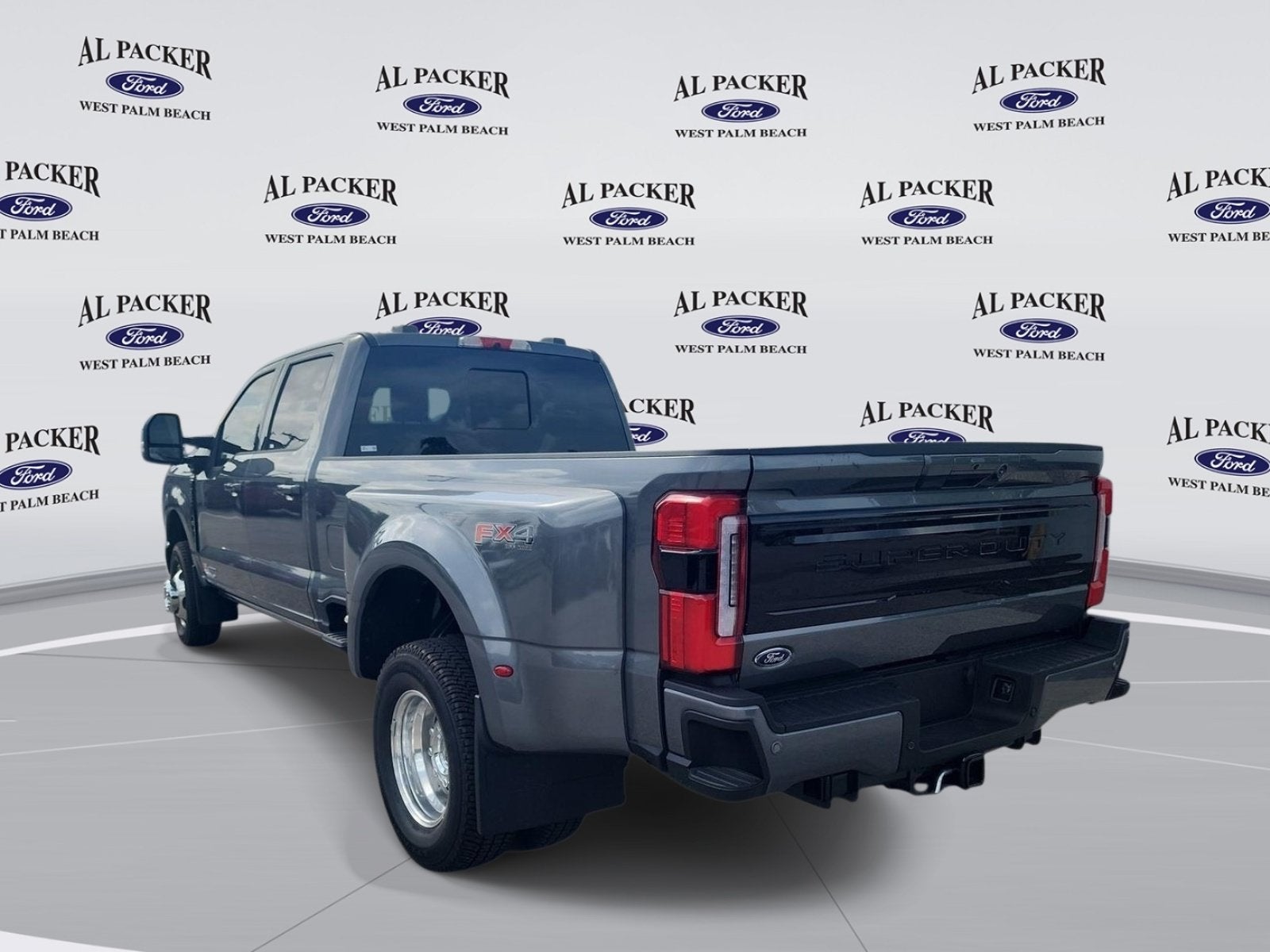 2026 Ford Super Duty F-350 DRW Platinum