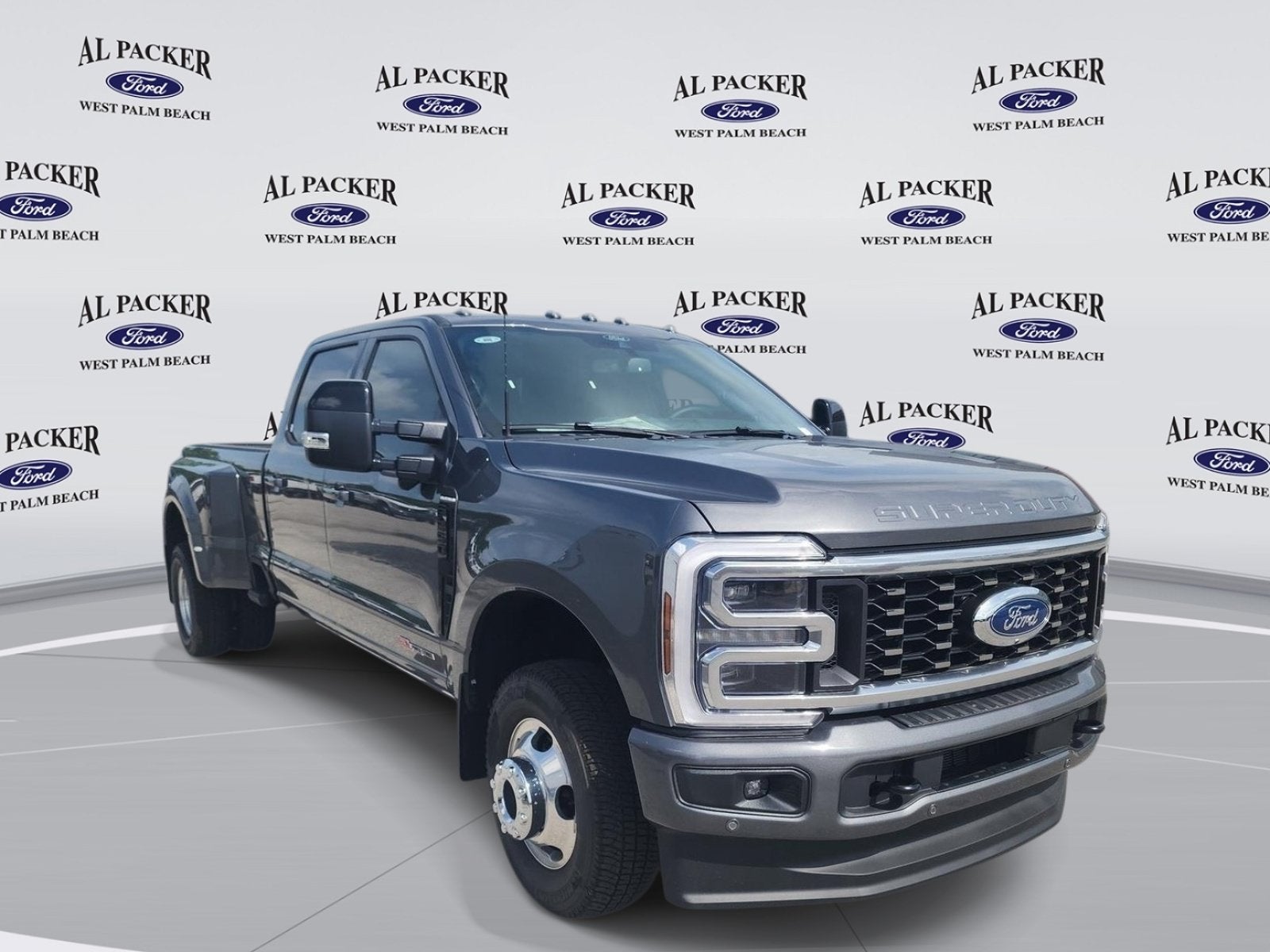 2026 Ford Super Duty F-350 DRW Platinum