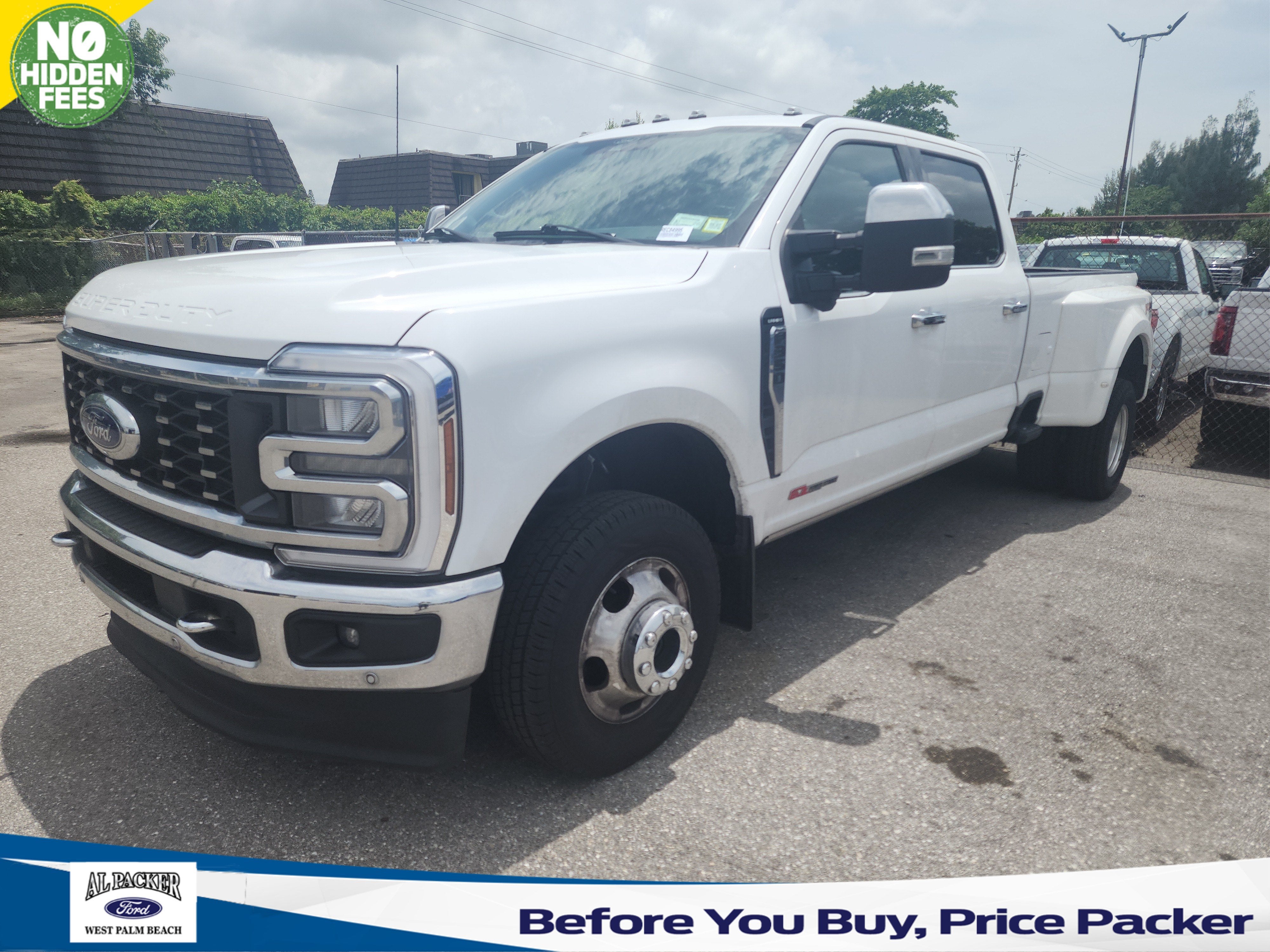 2024 Ford Super Duty F-350 DRW LARIAT