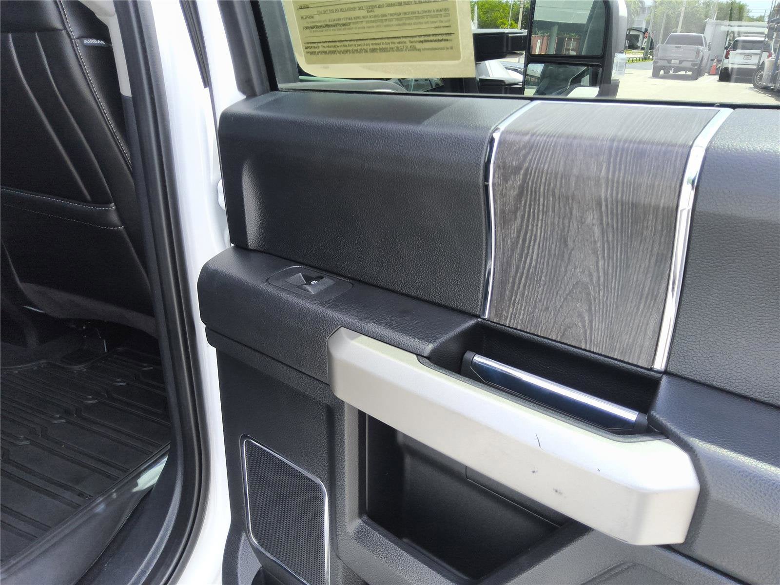 2021 Ford Super Duty F-350 DRW LARIAT