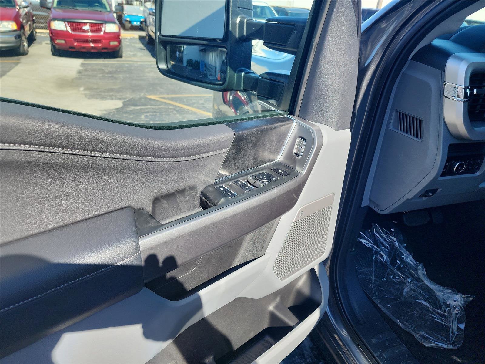 2026 Ford Super Duty F-350 DRW XLT