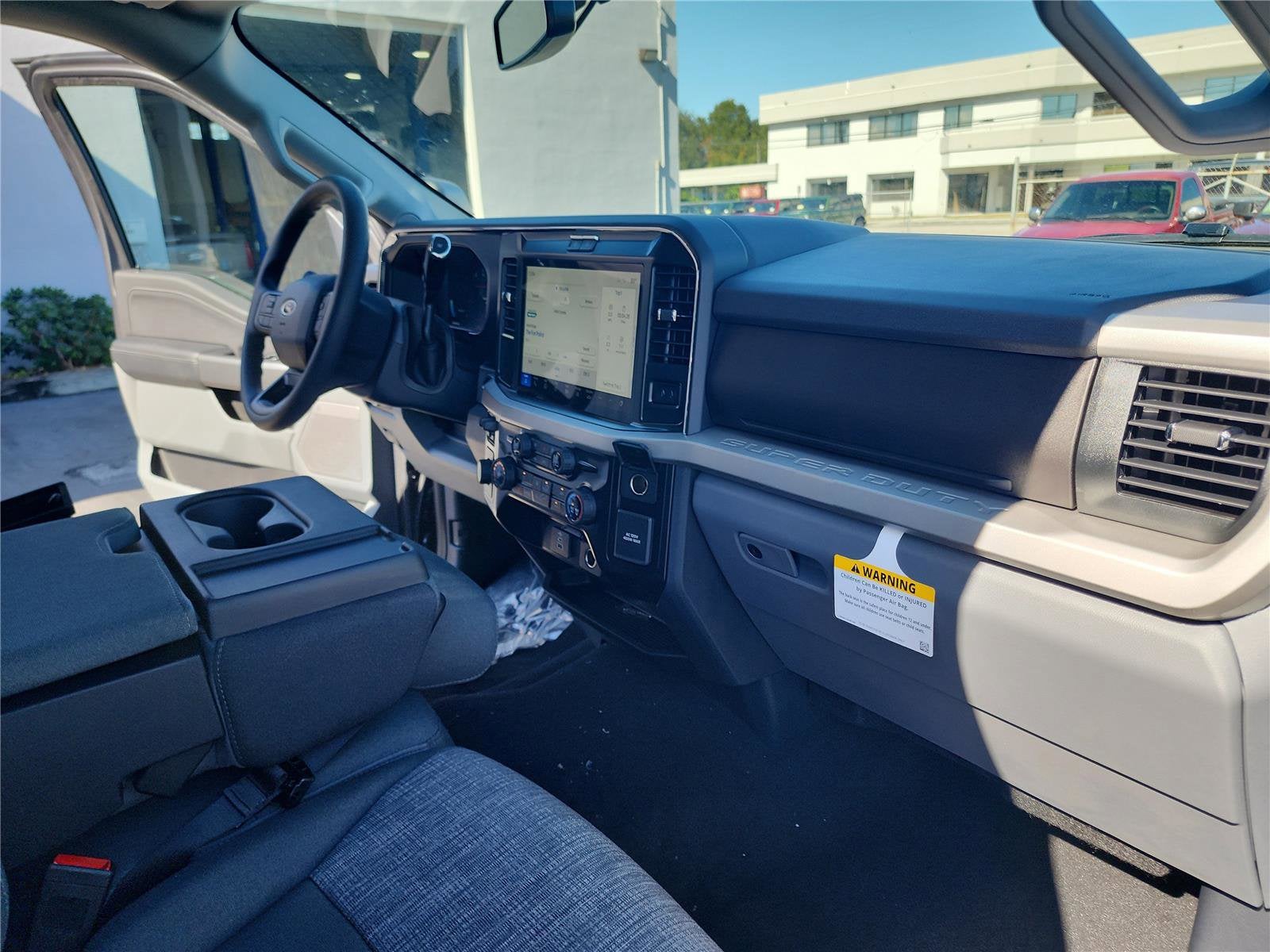 2026 Ford Super Duty F-350 DRW XLT