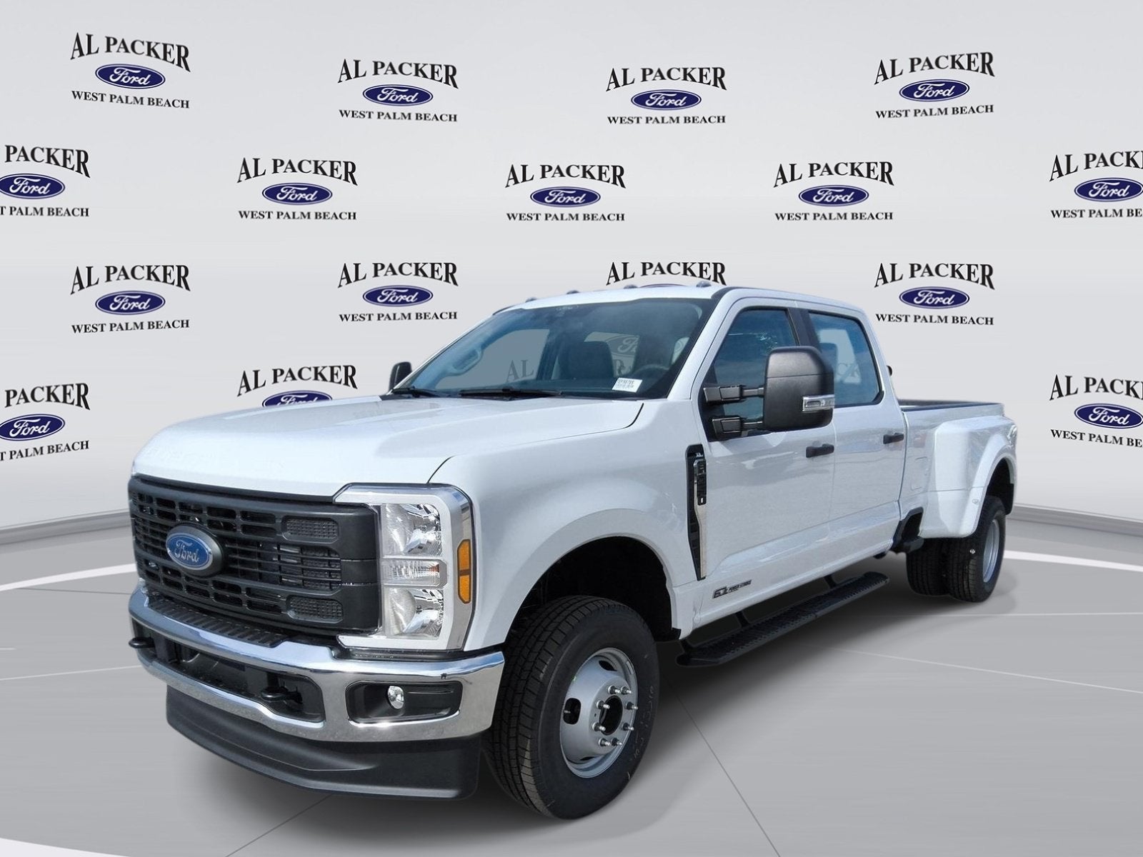 2026 Ford Super Duty F-350 DRW XL