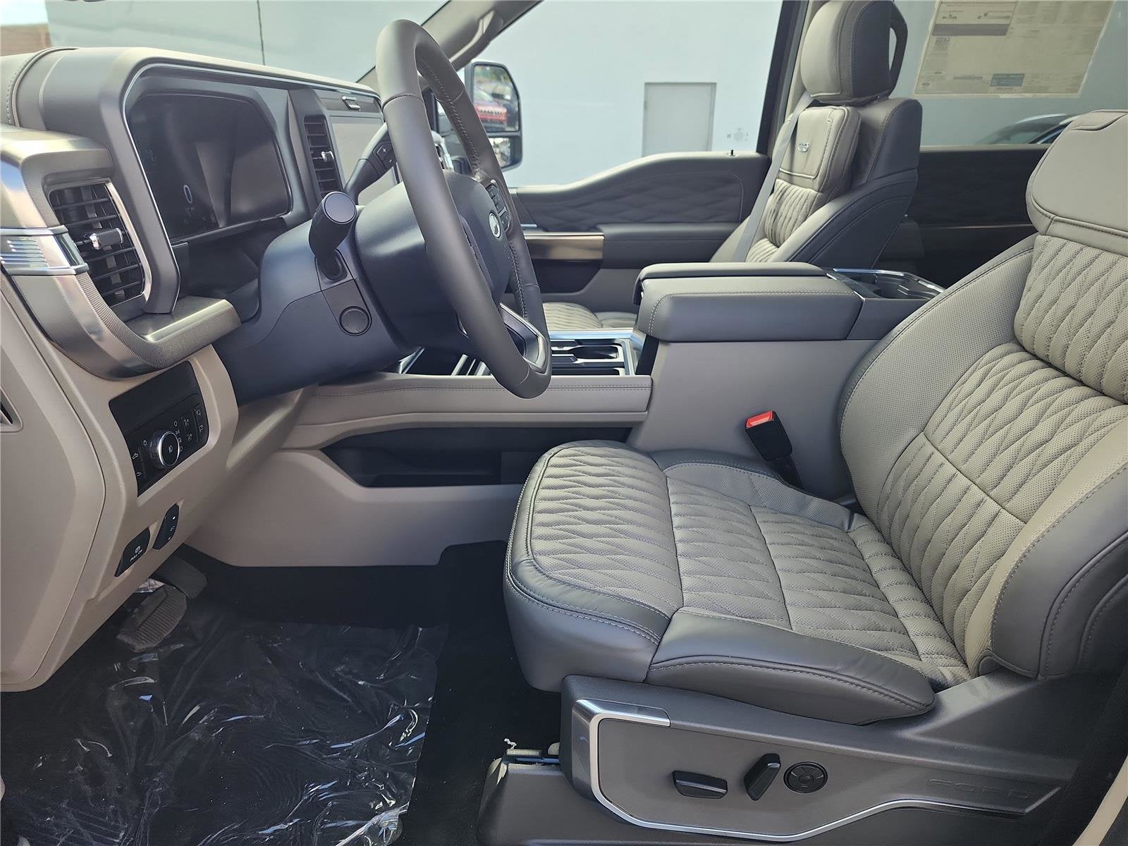 2026 Ford Super Duty F-450 DRW Platinum