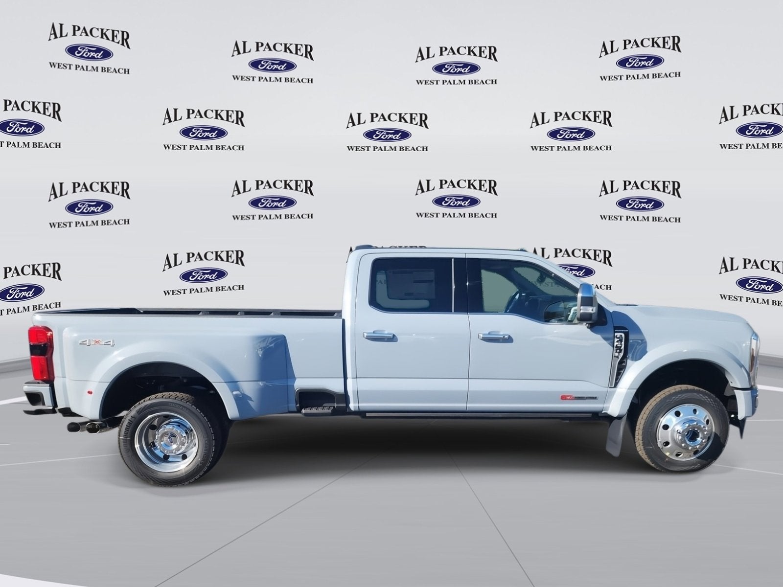 2026 Ford Super Duty F-450 DRW Platinum