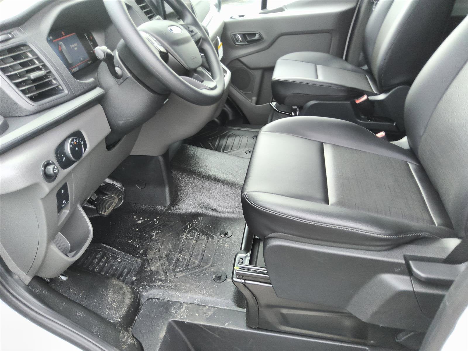 2026 Ford Transit Cargo Van Base