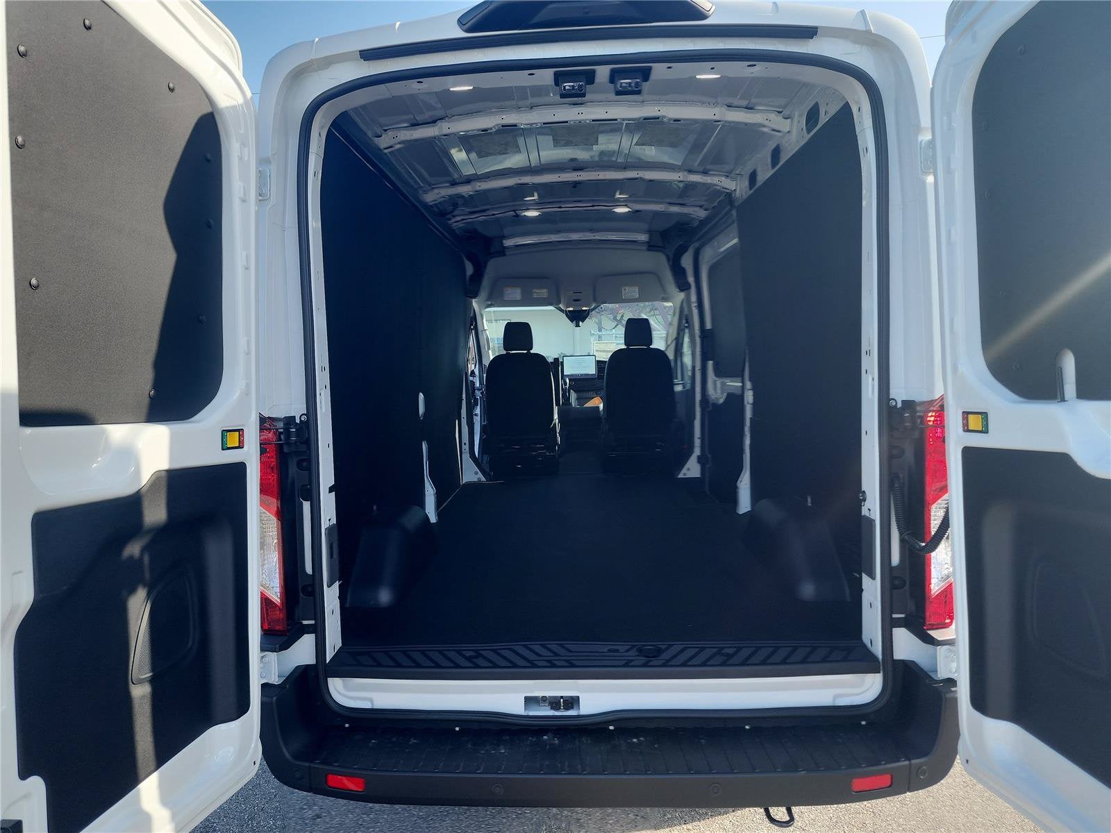 2026 Ford Transit Cargo Van Base