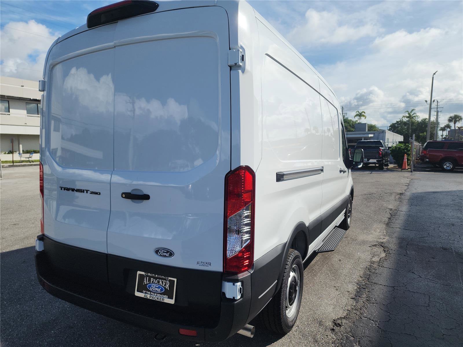 2026 Ford Transit Cargo Van T-250 148" Med Rf 9150 GVWR RWD