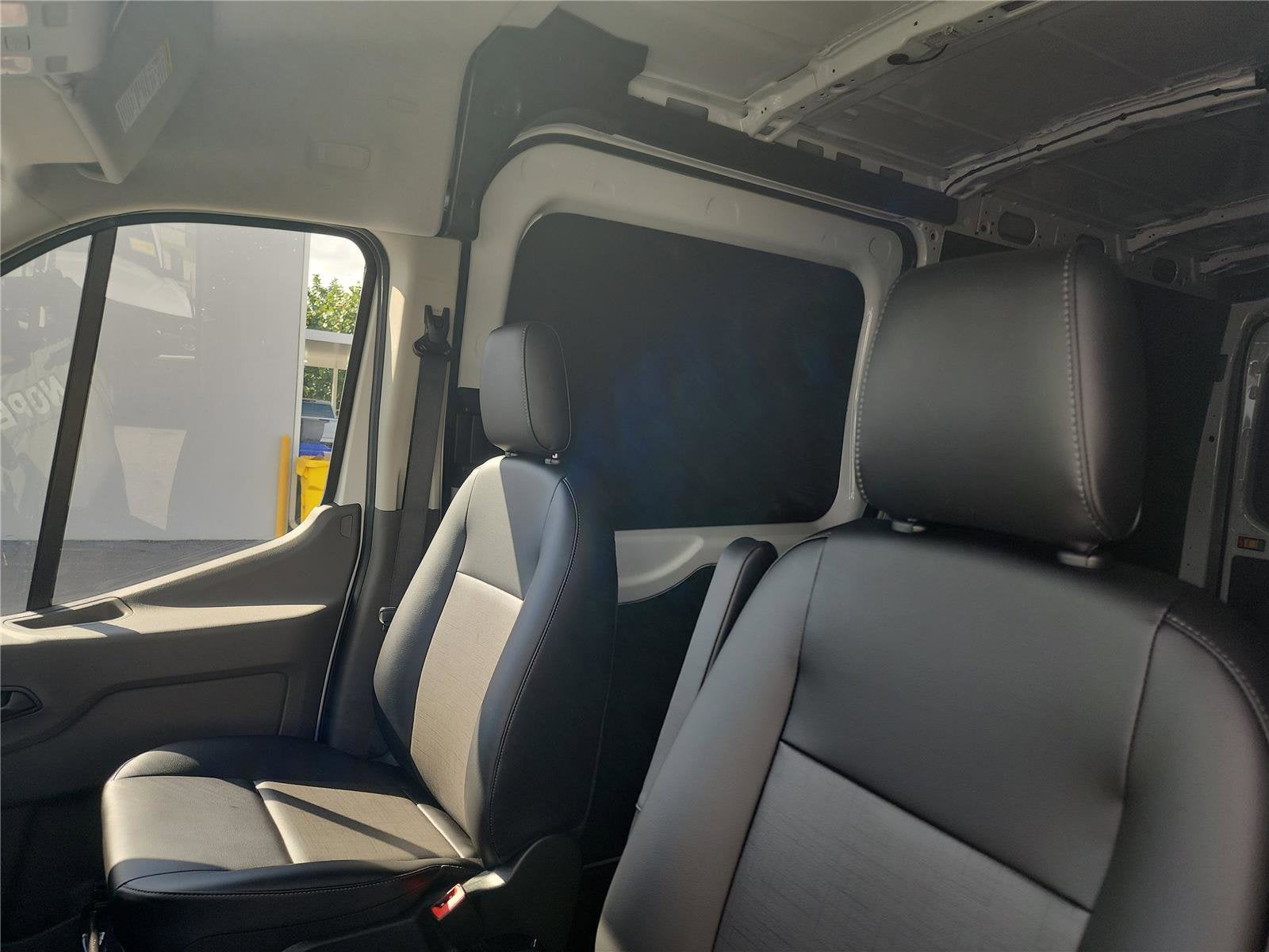 2026 Ford Transit Cargo Van T-250 148" Med Rf 9150 GVWR RWD